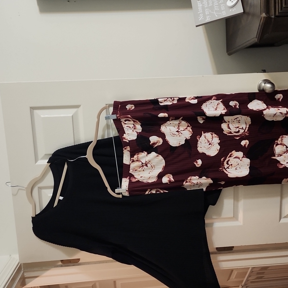 Lularoe Cozy shirt and Violet skirt